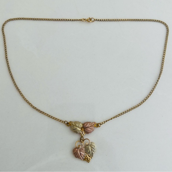 Vintage Black Hills Gold Necklace 10k gold with stamp - Picture 5 of 5